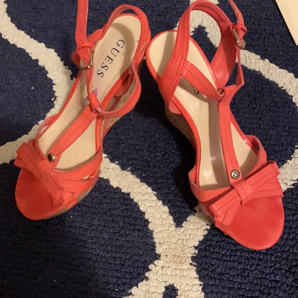 Guess wedges - Picture 2 of 2